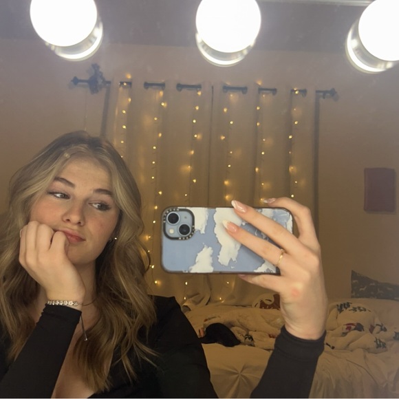 Meet your Posher, Miley - Picture 1 of 1